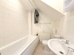 Photo 5- click for photo gallery